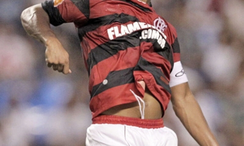 Ronaldinho ar putea reveni în Europa